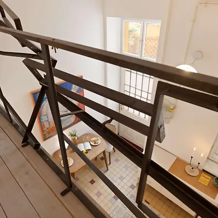 Inn Cozy Artsy Duplex Near The Great Synagogue *
